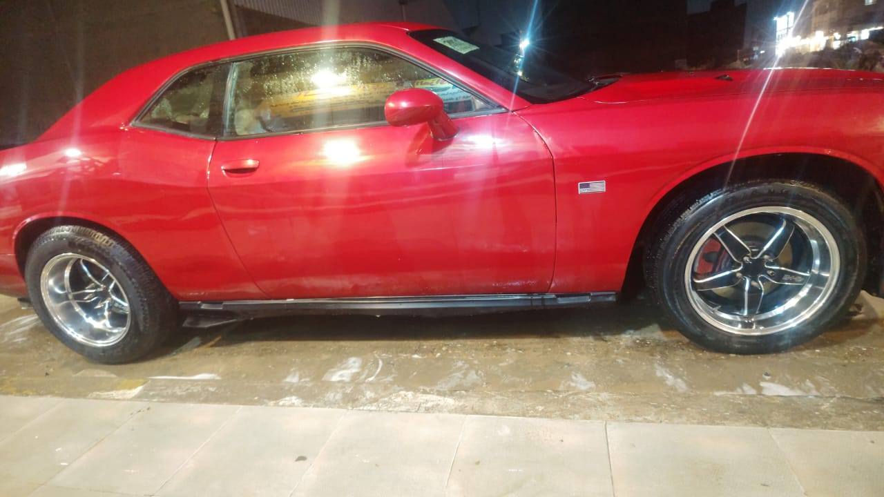 السلام عليكم جالنجر موديل 12 محدثه بجم وخلفيه
سياره صارلها عندي 6 سنوات اني جناي موشراي بياع اعرفها مثل ماعرف نفسي 
تبريد ثلج 
غرفة نظيفه احمر داخل 
ويل ويلد امريكي. موصيني ابو ال3ورقات 
تخم تاير جديد 
منظومة الماء كلها جديده بدون تنقيص ماء 
ادامة كامله عليهاا 
سياره جاهزه على اخر حبه 
حتى الكشر معتني بي 
مسجل دمام شاشه قلاب كامره 
صدر 95 بلميه 
محرك بدون خشونه او تنقيص دهن نظيف كلش 
الشاصي واللغود والاصوليات كلها مكفوله وبذمتي 
مابيها اي نقص 
منظومة لايت شمسي اصلي محد يحاسب عليهاا لايت كلش قوي 
سياره معتني بيها كلش 
بغداد دوره حي دجله 
***********
