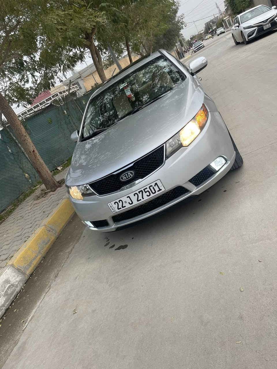 السلام عليكم
كيا فورتي موديل 2010
السعر88
محرك 2400
مواصفاته 
شاشه كامره
تحكمات جهتين 
نضام ايكو 
كشن هيتر
كشفات اماميه اشاير بالمرايات
فتحه سقف
وارد كندي 
حادثه باب السايق ولجاملغ 
بدون دواخل شواصي لغد مكفول
وبيه مكانين بارد
رقم اربيل وكاله او تحويل
مكاني كركوك ***********
