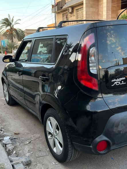 السلام عليكم صول 2015 رقم بغداد ماشيه 60 mi 
السعر ( 98$) مكانها بغداد ***********
محرك 1600 مكفول هوه والكير تبريد ثلج تدفئه شغاله كأمره خلفيه تحكمات ستيرن سياره بدون نقص الشراي يتصل
