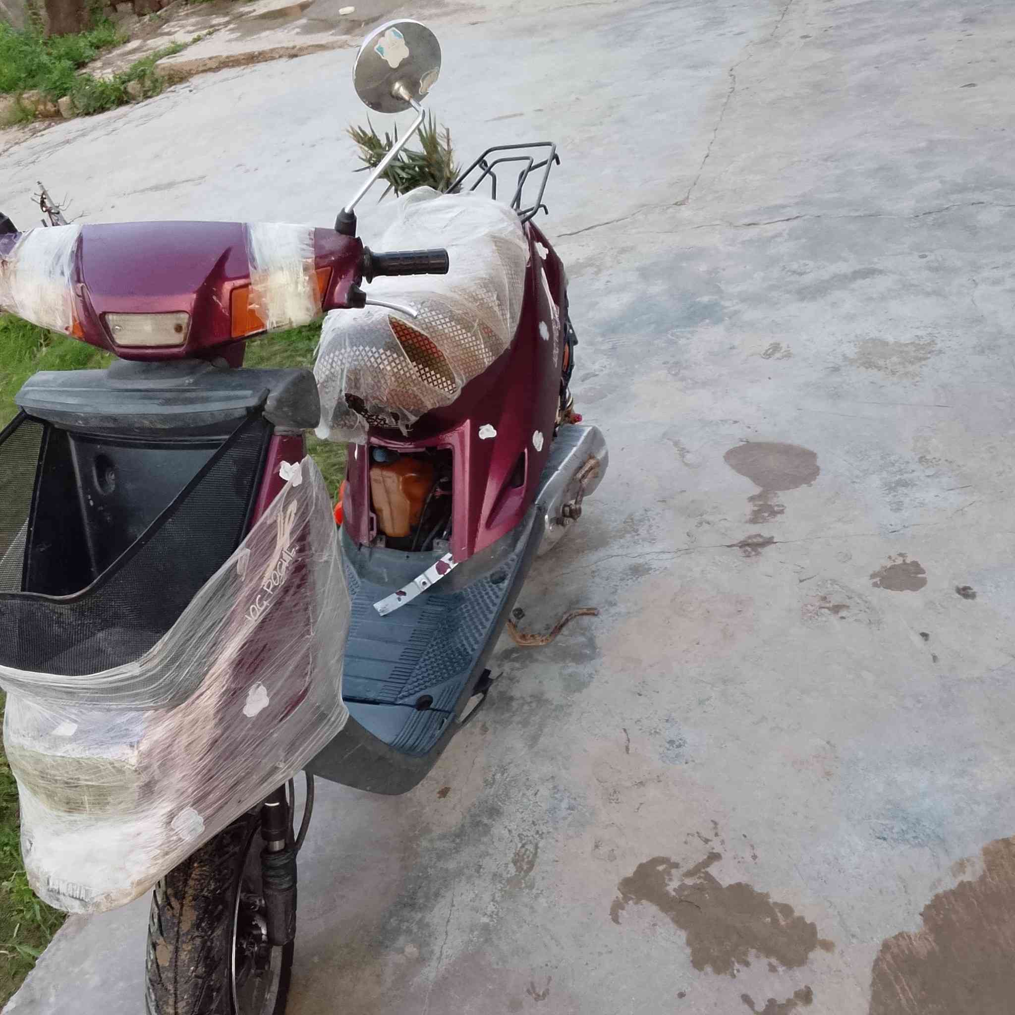 سلام عليكم دراجه البيع نضيفه مابيها شي المكان صلاح الدين بيجي سعر 175 وبيها مجال ***********
