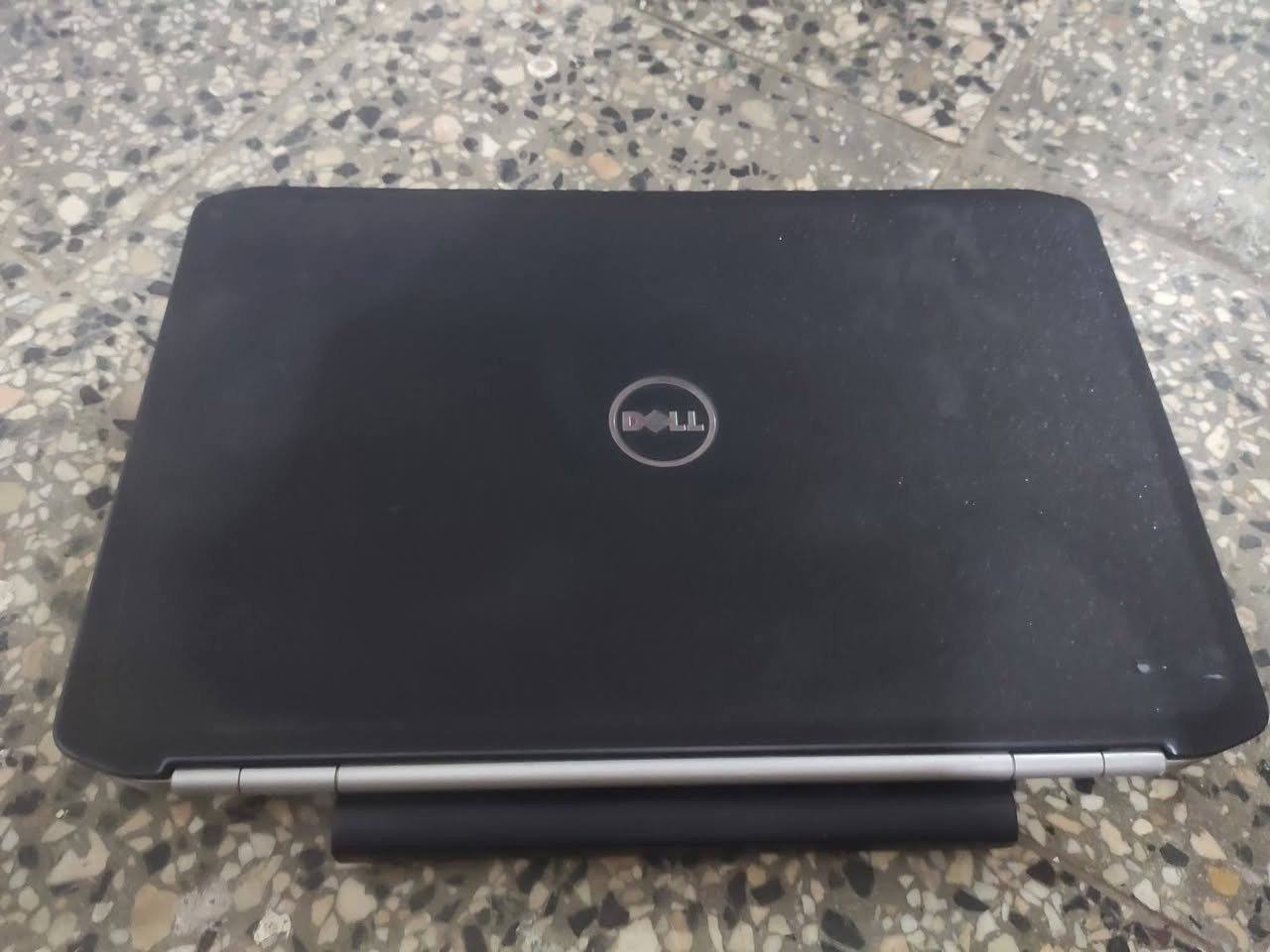 Dell Latitude E5520تفيد تصفح وللدراسة والالعاب الخفيفة
معالج i5 جيل 2
رامات 8gb
هارد ssd 128
نضافة 70/100
كلها شغالة 
سعر 70 وبيها مجال 
مكاني بغداد


**إذا كنت صاحب هذا الإعلان وتريد حذفه لأي سبب، رجاءا أرسل رسالة إلى الدعم الفني**