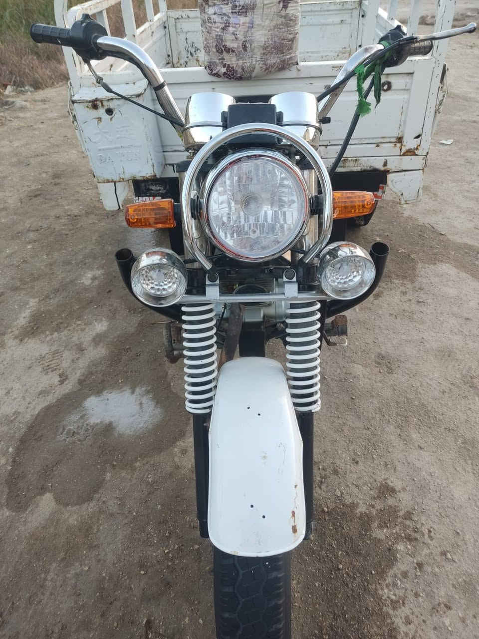 سلام عليكم ستوته للبيع موديل 15 تعمير جديد مكينه مفتوحه بوشه وبستم ستوته كلشي ماعوزها اوراق أصولي مكاني ناصريه مركز صخين رقمي *********** سعر 1600 وبيها مجال للطيبين
