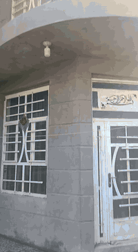 اللهم صل على محمد وآل محمد
السلام عليكم 
دار للبيع 
طابو زراعي سند 25 مشمول بالتطويب الصرف المساحه (200) بناء (100) متر و(100) حديقه واساس مضيف خارجي ركن على شارعين تبليط وخدمات كامله واجهيه(20) نزال(10) 
الطابق الارضي غرفه 3.5×5 وصاله 4×6 ومطبخ وتخاريج 
الطابق الثاني غرفتين الاولى هيكل والثانيه 4×6 
العنوان(نادر الثالثه التاجيه الزراعي شارع ابو حمد)
للاستفسار الاتصال ***********
السعر خاص
