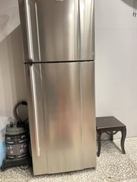 للبيع • تفاصيل ناقصة