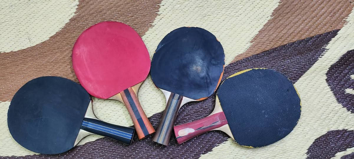 السلام عليكم عندي ركتات شعلة واحدة العدد 4 سعر 25  مكاني بغداد رقم ***********
