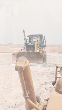 بلدوزر الإيجار 07745203850