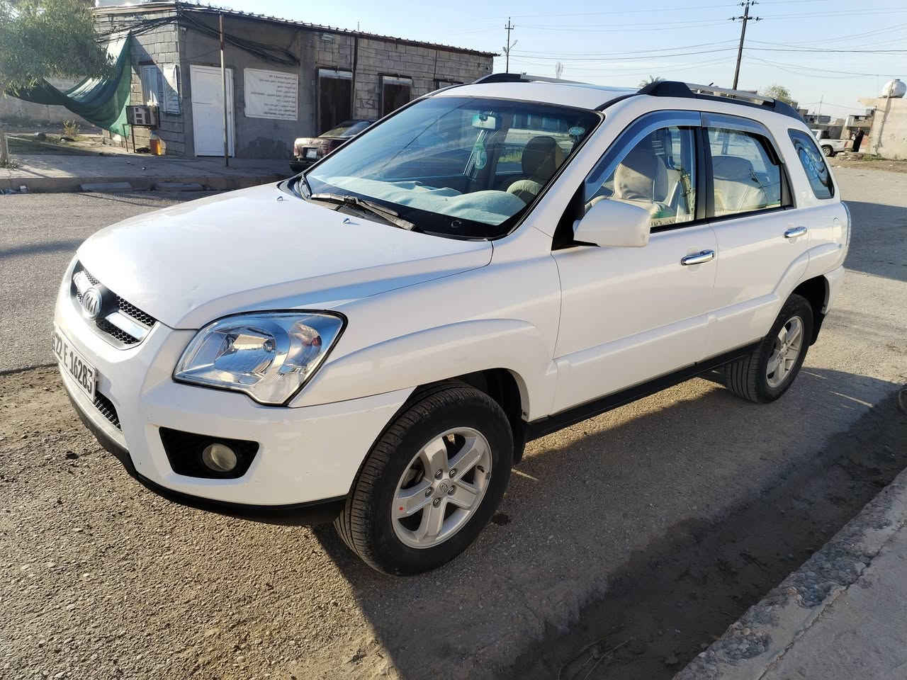 السلام عليكم كيا سبورتج 2009 رقم شمالي
دولي جديد هزه وسنويه جديده

  بدون اي ضرر أو تبديل أو دواخل كلين

فتحه سقف كهربائيه گير مكينه مكفولات مكينه 2000 دوش المرغوب لا تنقيص ولا تبخير

 تتدفئه تبريد شغال تبريد ثلج ❄️ داخل بيجي المرغوب شاشه حديثه وكامره دواره ABS  بلادي

 تخم تايرات جديد جوها  صدر امامي خلفي جديد سياره جاهزه

سنويه بأسمي ودفتر بانزين بيها والفحص مرفوق بالمنشور
السعر ١٣٢$

الاتصال *********** مكان السياره كركوك الحويجه
