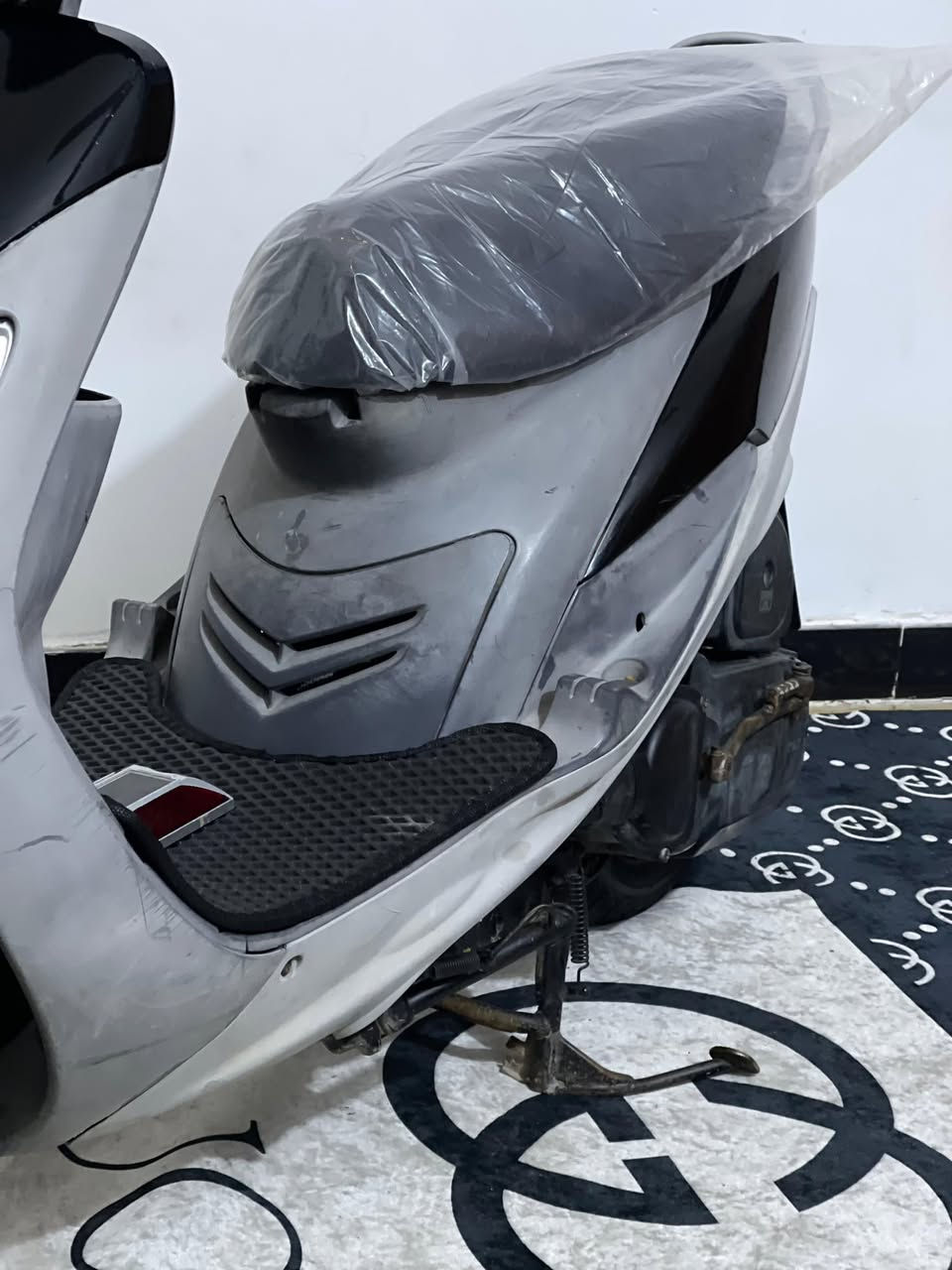 السلام عليكم
للبيع ماكس منغولي اسود رمبة الدراجة 
شرط مامفتوح برغي بيهاا مكفولة 
العنوان الديوانية مركز 
للأستفسار ***********
