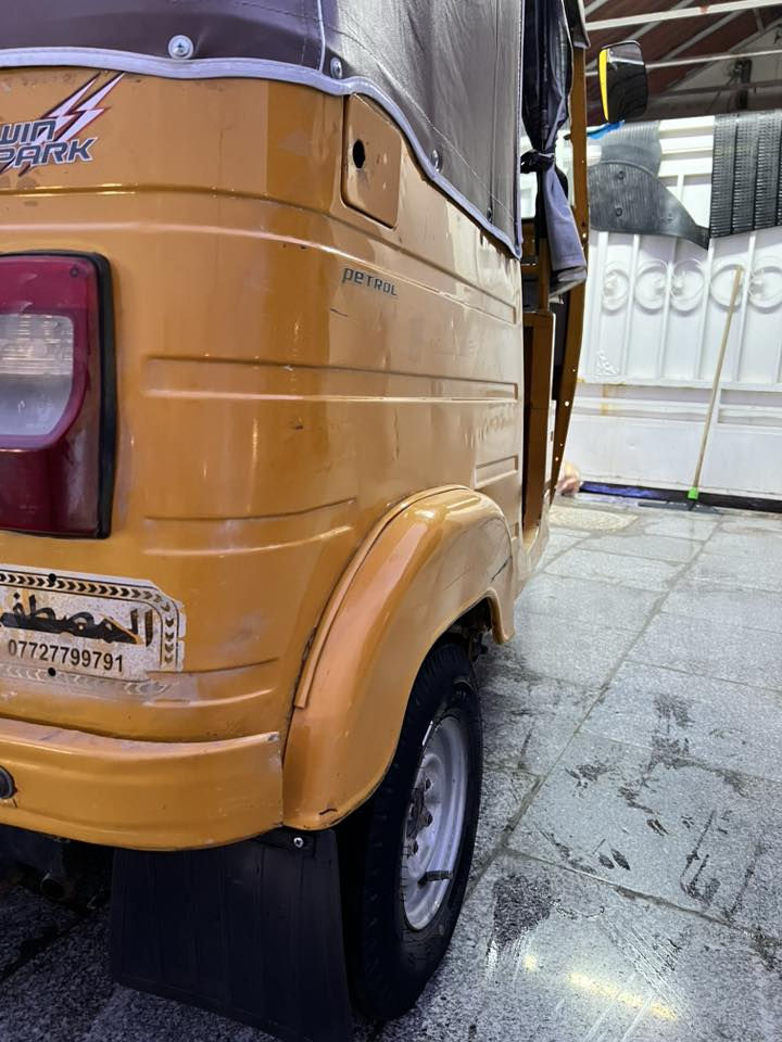 للبيع
تكتك موديل 2020 رقم واسط انكليزي 

معمرة الدوس والجاملغات مصبوغة بدون اي معجون 

تكتك خير من الله 

سعرها 6.400 وبيها مجال 

واسط - العزيزية
***********
