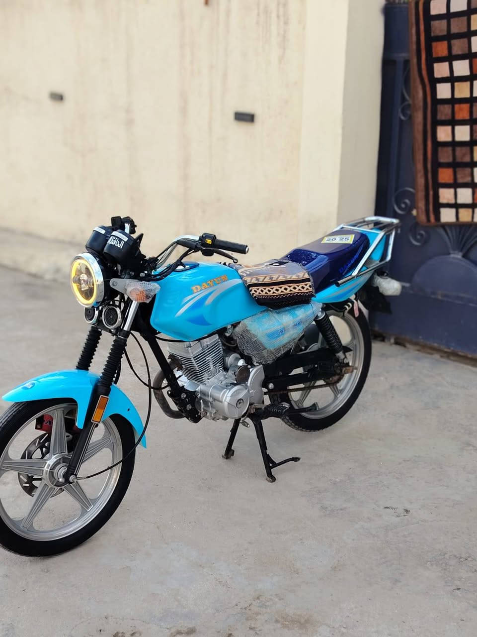 ديوان موديل {2023}كفاله عامه بليته وموديل ورقم‼️ شاصي اوراق سكنر لون مميز
سمائي💁‍♀️ سعر {975}وبيه مجال مكاني 
#حله #محاويل لتصال ***********
