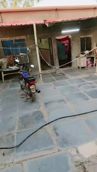 بيت للبيع • شارع مستشفى • ٢٣٠م