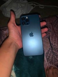 ايفون ١٢ برو ماكس • ٢٥٦ • شاشه طخه