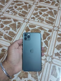 آيفون ١١ برو ماكس • ٢٥٦ • بطارية ١٠٠