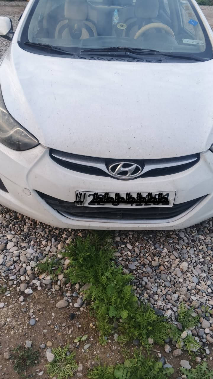 سلام عليكم سياره بيها نص حزام ابيع موديل 2012 هزه جديدسنويه جديد رقم جديد سعره 105هاي رقمي ***********(((***********)))
