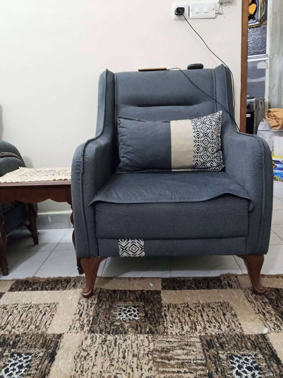 للبيع 10 مقاعد الله شاهد جديد 700 وبي مجال


**إذا كنت صاحب هذا الإعلان وتريد حذفه لأي سبب، رجاءا أرسل رسالة إلى الدعم الفني**