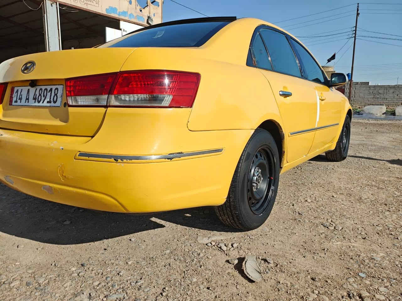سلام عليكم سوناتا موديل 10رقم جديد.شنويه  جديده خط وبحث جديد حداديه جديده تبريد ثلج سياره جديده وحلوه تخم تاير مكينه وكير شرط مكينه 2400سساره جاهزه من كلشي كبل عله باب الله مكان سياره ذي قار قضاء نصر سعر مطلوب 90وبيه مجال تصل عله راعي سياره وبسمه راعيه اني مكلف بل نشر ***********
