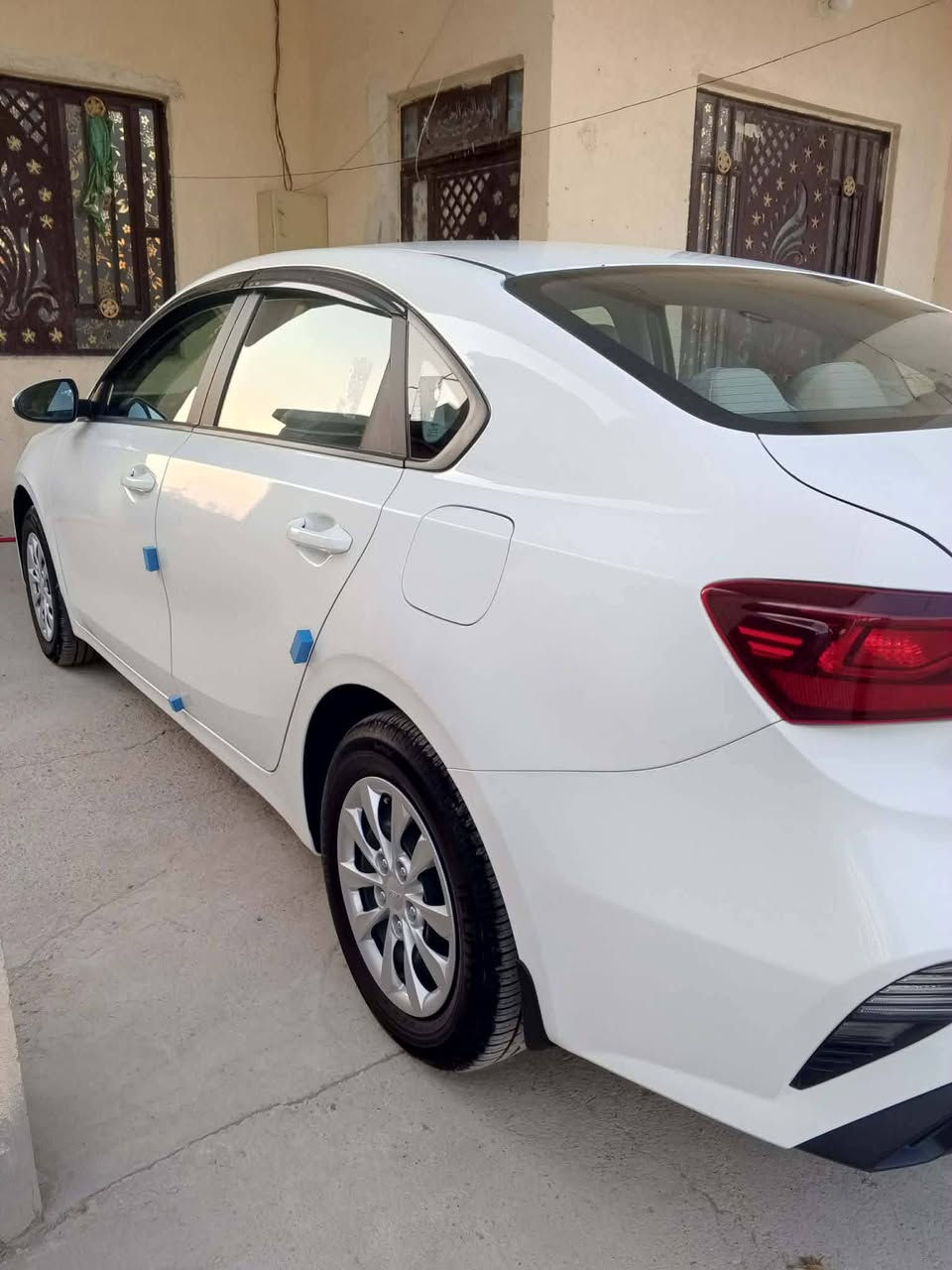 السلام عليكم للبيع سيراتو 23كفاله عامه. ماشيه 84 ألف فول عادي وكاله او تحويل لد نهاري       كاشف ضباب.   مانع انزلاق تحكم جهتين   حساس خلفي محرك 1600 السعر 170
  يرهم بيع ومراوس حسب القناعه. الاستفسار الاتصال على الرقم ***********
