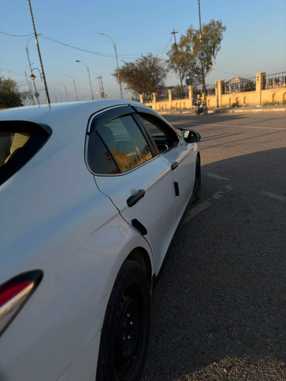ً
السلام عليكم

يالله الهم صلي على محمد وال محمد ♥️

           

       🚨(((((( بيع او مراوس )))))))🚨

تيوتا كامري هايبرد فئه Le 

موديل2018 

محدث:  2022 

ملاحظة:- ترجع للأصل معاملاتها كامله واصله لكمارك

السيارة تكسي دبي 

الاستفسار اكثر ***********

السعر 110
