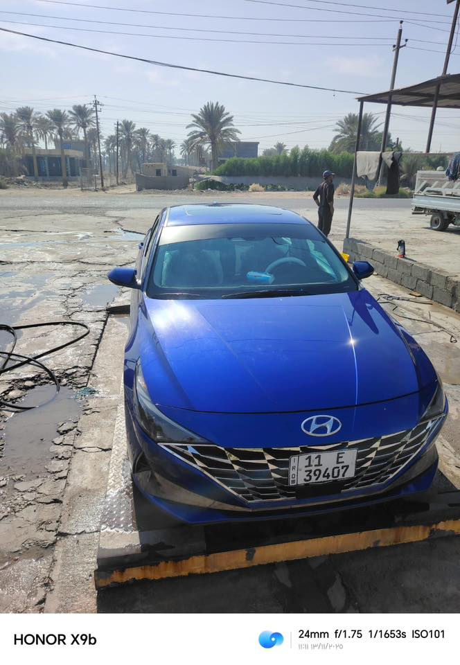 النترا هايبرد موديل2023
لون ازرق
رقم بغداد ب (اسمي) 
سياره بيها ربع بنيد وجاملغ وباب صبغ الارباكات طاكك 
 اعلى موصفات فول1/1🔥🔥
مكفوله من الشواصي ولغود 
 مواصفات لمتد limited
١-بصمة تشغيل ابواب وصندوك. (بصمة ابواب لمس) 
٢-فتحة سقف ( سلايد روف ) 
٣-محرك 1.6 ومحرك كهربائي 1.8
٤-كاميره  خلفية دوارة 3 وضعيات 
٥-رادارات 360 درجة ( امامي جانبي خلفي ) تمنع التصادم الامامي والجانبي والخلفي
٦-التحذير عند فتح الباب 
٧-تحكمات ستيرن 4 جهات 
٨-دشبول شاشة 4 وضعيات للعدادات
٩- 3 وضعيات قيادة ( عادي سبورت ذكي ) 
١٠- مثبت سرعة ذكي ( التحذير عند مغادرة المسار )
‏١١-Auto Hold التوقف لفترات قصيرة
١٢-الهاند بريك بصمة
١٣-شاشة بلازمة حجم كبير لمس تدعم نظام الابل كار بلي والاندرويد اوتو بدون كيبل يربط التلفون واير ليس و GPS  
١٤-شحن واير ليس 
١٥-ويل كب ١٧ مميز 
١٦-نظام الصوت Bose عدد السماعات 8 
١٧-تشغيل عن بعُد 
١٨-اشاير بال مري
١٩-اضواء ترحيب عند الاقتراب 
٢٠-لايت لد 3عدسات وسكنات لد 
٢١-كشن السايق كهرباء 
٢٢-نقطة عمياء
٢٣-تدفئة/ تبريد بالكشنات
٢٤- لد متغير الالوان 64 لون على طول الدشبول
٢٥- كير اوتماتيك و S عادي
٢٦-تحديد مسار وقيادة ذاتية  ورادار امامي 
٢٧- مانع انزلاق 
28- كشنات جلد اسود 
29 - مساج المقعد  
33- بصمه ابواب لمس 
السياره الجامات مغلف عازل ضد الشمس الامريكي 
السعر ١٣٧
الرقم :- واتساب متوفر ***********
غير متواجد ع الفيس
