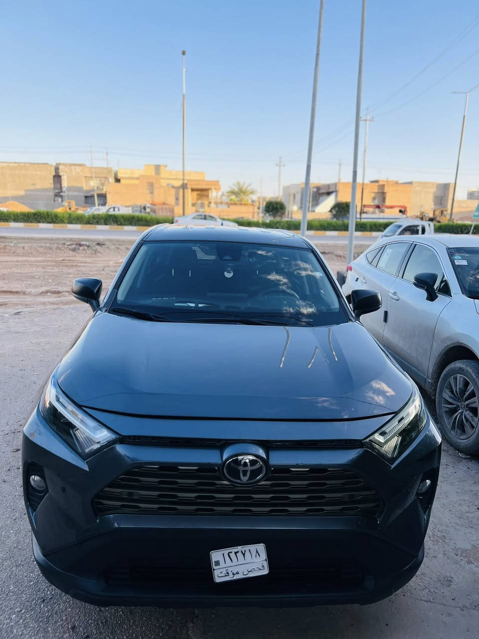 السلام عليكم 
راف للبيع موديل 2023 الفئه LE وارد امريكي الضرر تبديل دعاميات بدون رقم منفيس بغداد  ماشيه 24 السعر 240 قابل للتفاوض
للاستفسار ***********
