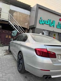 F10 موديل 2012 528 كلين سياره بدون صبغ  السعر ١٥٥وبيه مجال  مكان بغداد...