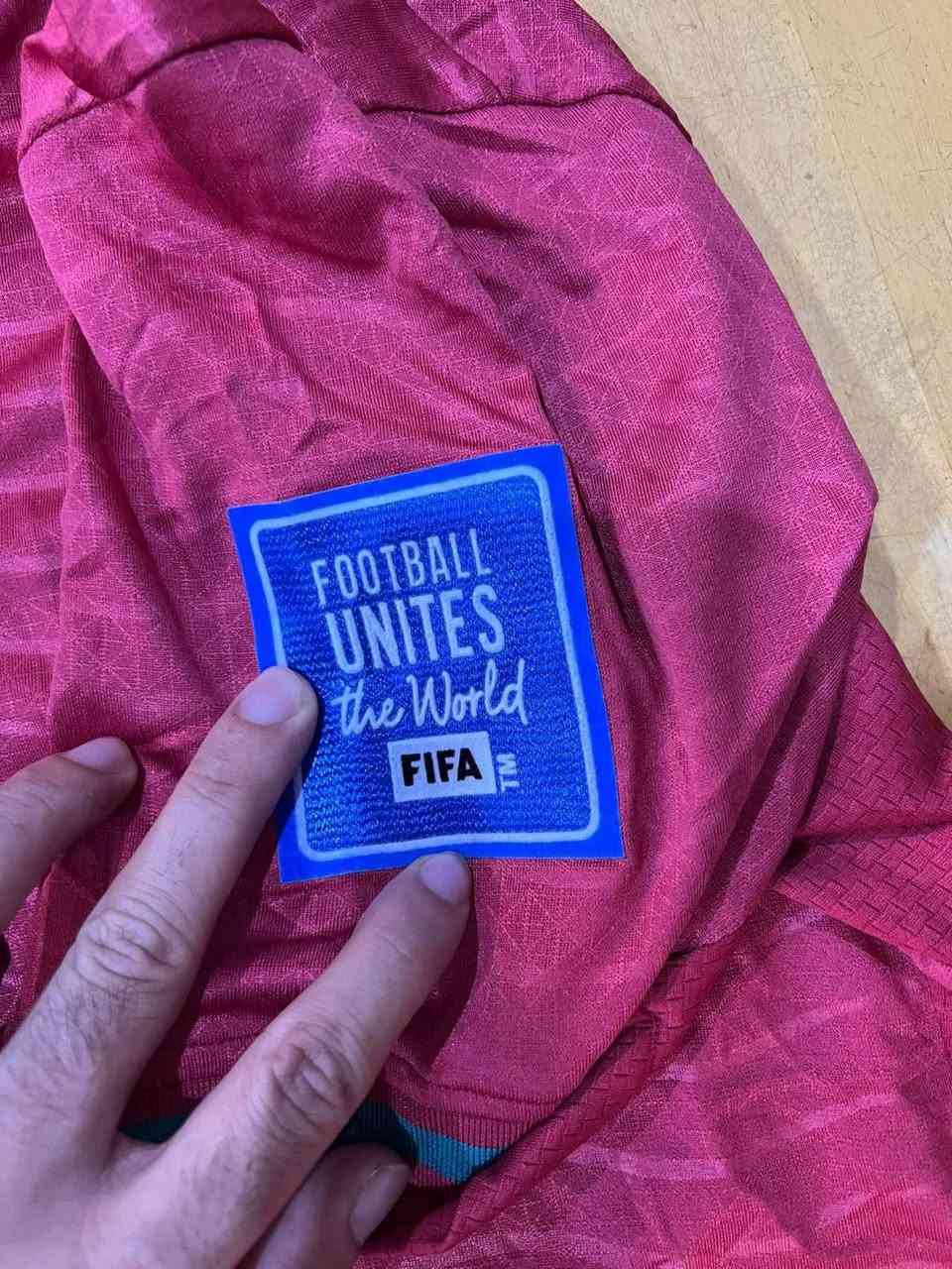 دريس. برتغال شرط اصلييي
نسخة لاعب شعار جلاتين 
تفحص يم مندوب مو نفس الصور لا تستلم 
قياس  m l
 متوفر توصيل


**إذا كنت صاحب هذا الإعلان وتريد حذفه لأي سبب، رجاءا أرسل رسالة إلى الدعم الفني**