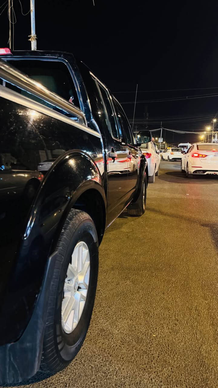 نيسان فنتيره 2016 
رقم بغداد وارد امريكي 
ضربته جاملغ وبنيد 
محرك مفتوح 
*********** البصرة, العراق
