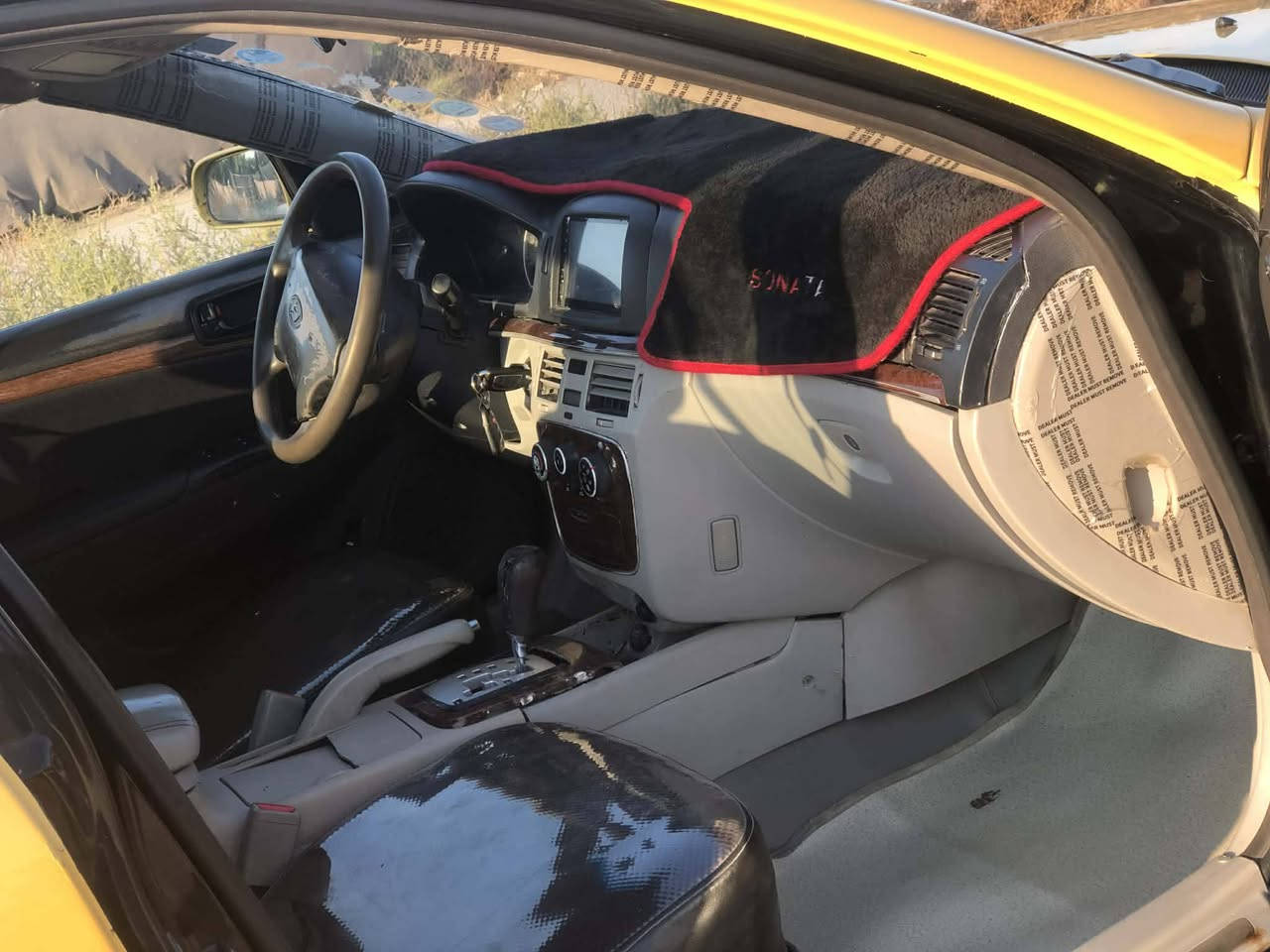 السلام عليكم 
سوناتا 2007
محرك جديد كير حدادية كلها جدد
تدفئة تبريد من كلشي كامله 
وصل خط جوال 
السعر 87 وبيه مجال للاستفسار 
***********
