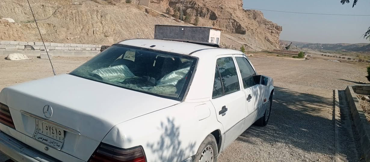 للبيع موديل 92
السعر 34
وبيه مجال 
محرك بطه 2500
كير كهرباء كلها شغاله تخم تاير بتري جديد 
صدر جديد باتري جديد 
مسجل شغل 
رقم صلاح الدين تحويل شوكت مايعبك 
مكانه سامراء 
***********
