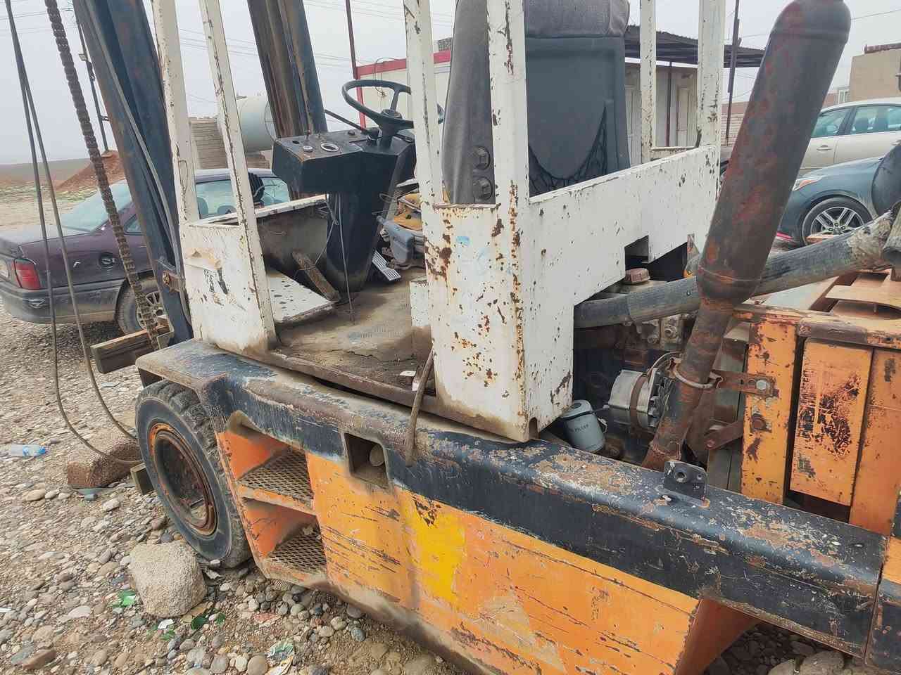 رافعه للبيع ٥/طن ٤ حركات محرك فوركسن السعر ٤٠ ورقه 
***********
***********
