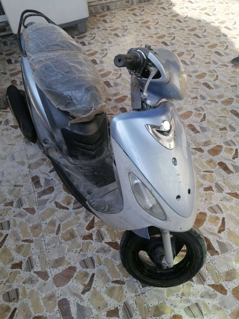 ماكس منغولي  كله شغاله كهربيات تأشيرات جدد نكره سلف مكينه حلوه السعر ٣٧٥ الاتصال *********** عنوان حي العسكري
