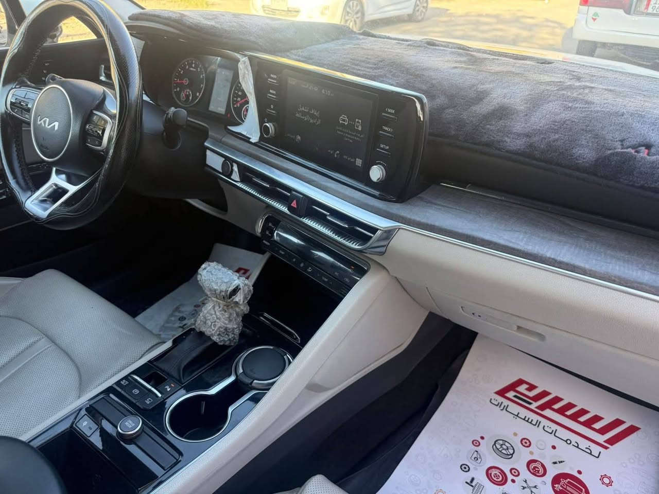 السلام عليكم . كيا k5 2023 وارد خليجي اعلى مواصفات بالخليجي EX فول مواصفات محرك 2000 دوش بانوراما بصمة تشغيل وابواب بردات خلفية شاشة كامرة دوارة دشبول صاج ويل كروم مري قلاب وية البك كراسي السائق ولصدر كهرباء كشنات جلد خزن ميموري وبعد هواي مواصفات مذاكرهن رقم بغداد بسمي ماشية 69 اسبير منازل وكتلوك الشركة موجود السيارة مكفولة من تبديل ولصبغ 
بارد بيه شي بسيط
 مكان السياره بغداد  حي الجهاد 

📞رقم صاحب السياره *********** بغداد, العراق
