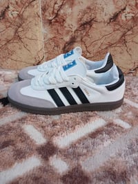 أديداس سامبا • قياس ٣٩ • توصيل مجاني