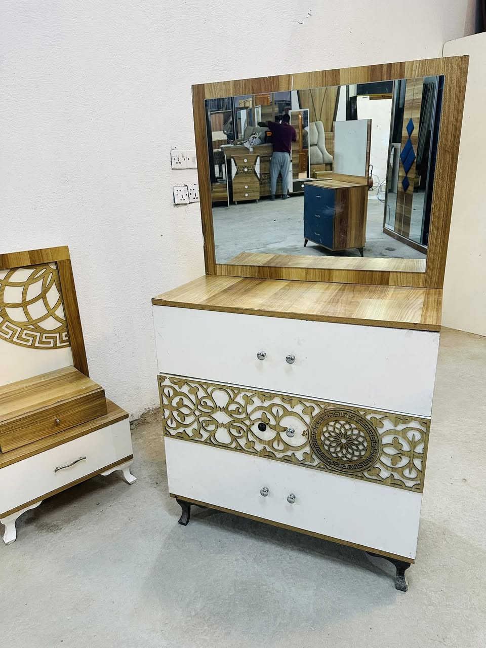 غرفه نوم تركي 🇹🇷🔥 
مستخدم كنتور سلايت 
5قطع نضافة 95 💯 
سعر400نهايته  مع شد ونقل مجاني محافظات كروه🚛🧑‍🔧


**إذا كنت صاحب هذا الإعلان وتريد حذفه لأي سبب، رجاءا أرسل رسالة إلى الدعم الفني**