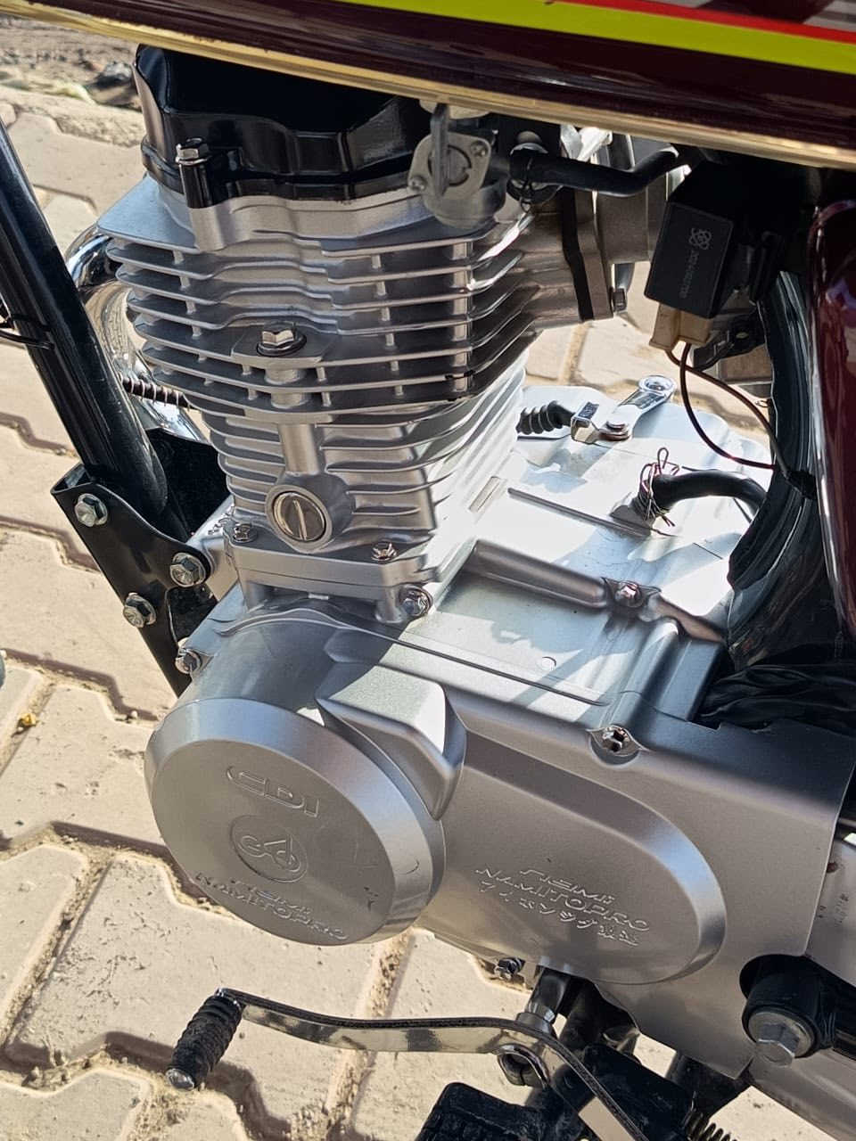 سلام عليكم دراجه موديل 25 نضافه كدام عينك دراجه مكفوله من شخط ول جديد مبين ميضم نفسه دراجه كامله مصار شهرين من نزلت من الوكيل بعدها على وضع شركه سعر 700 بيها مجال ول ميعجبه لينطي سعر بكيفه مكاني ديالى دلي عباس متواجد خاص او رقم 0786 798 5355
