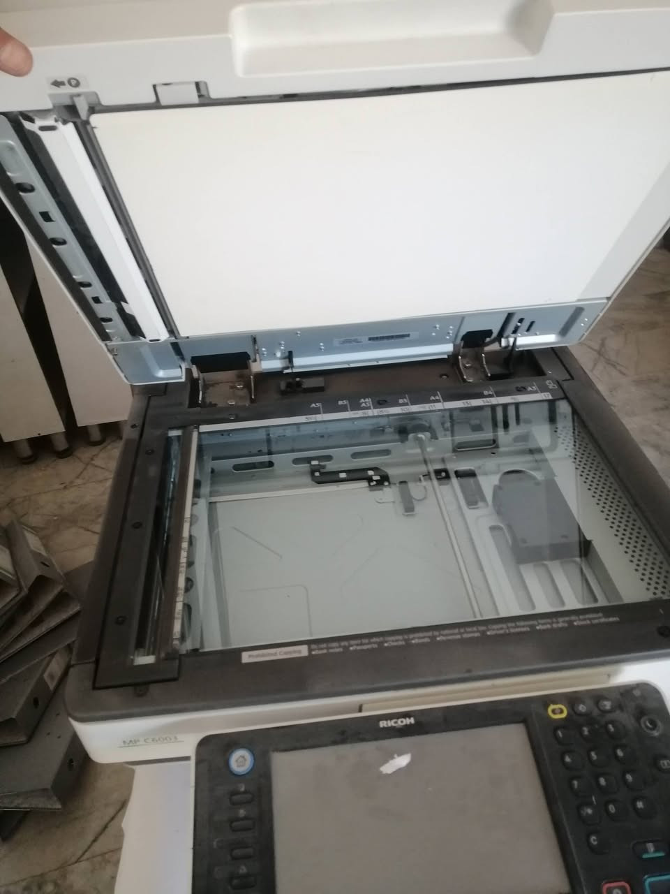 جهاز ريكو رقم ٦٠٠٣ استخدم ٤ اشهر للبيع مكان بابل
***********
