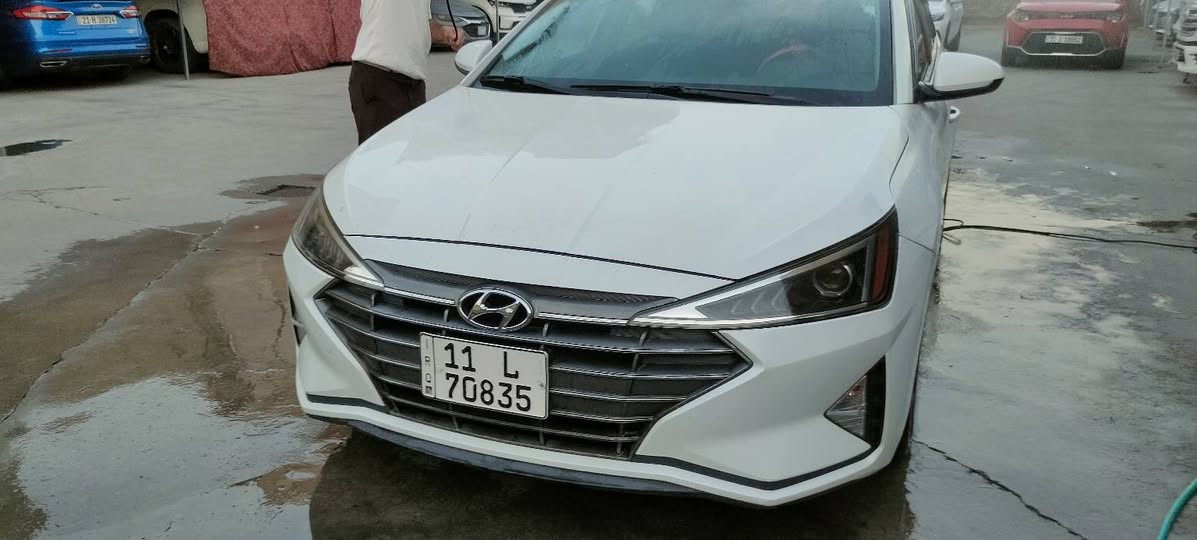 السلام عليكم النترا 2020 امريكي حادث كما موضح بالصوره تبديل بنيد فقط وجاملغ راجع نفسه  بغداد بأسمي مواصفات نص فول كامره توقف ذاتي محرك 2000 دوش كير سي في تي السياره على ايدي وخير من الله ملاحضه بيها حالوب خفيف الي صار قبل سنه ابغداد السعر 125 وبيها مجال العنوان الغدير ***********
