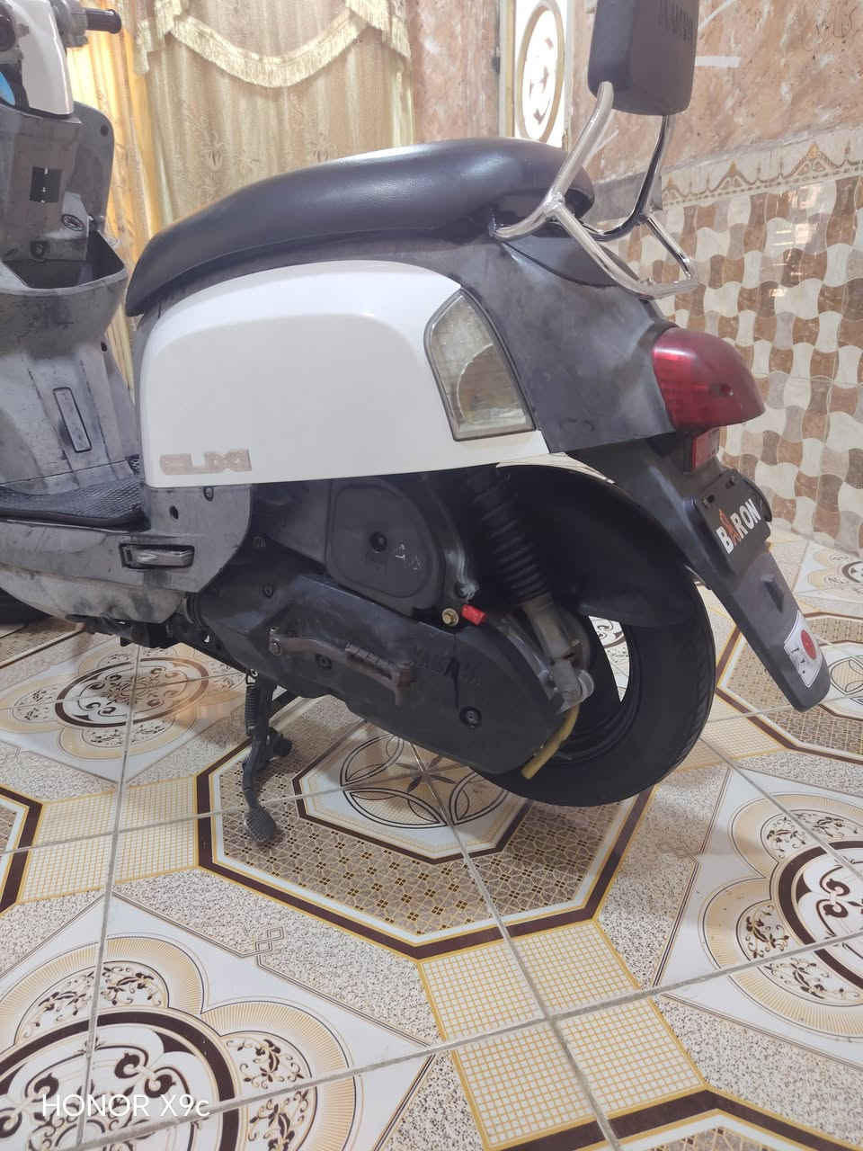 سلام عليكم بوليس كابريته للبيع نازله من رمبه صار شهر وصلها موجود مكينه شك لكاع ومختمه كشي شغال من طول لطول كفاله عااااامه دراجه لحد يكسر بسعر سعرها بواحد وبيها مجال قليل مليون سعر عنوان بصره 5ميل اتصل ***********
