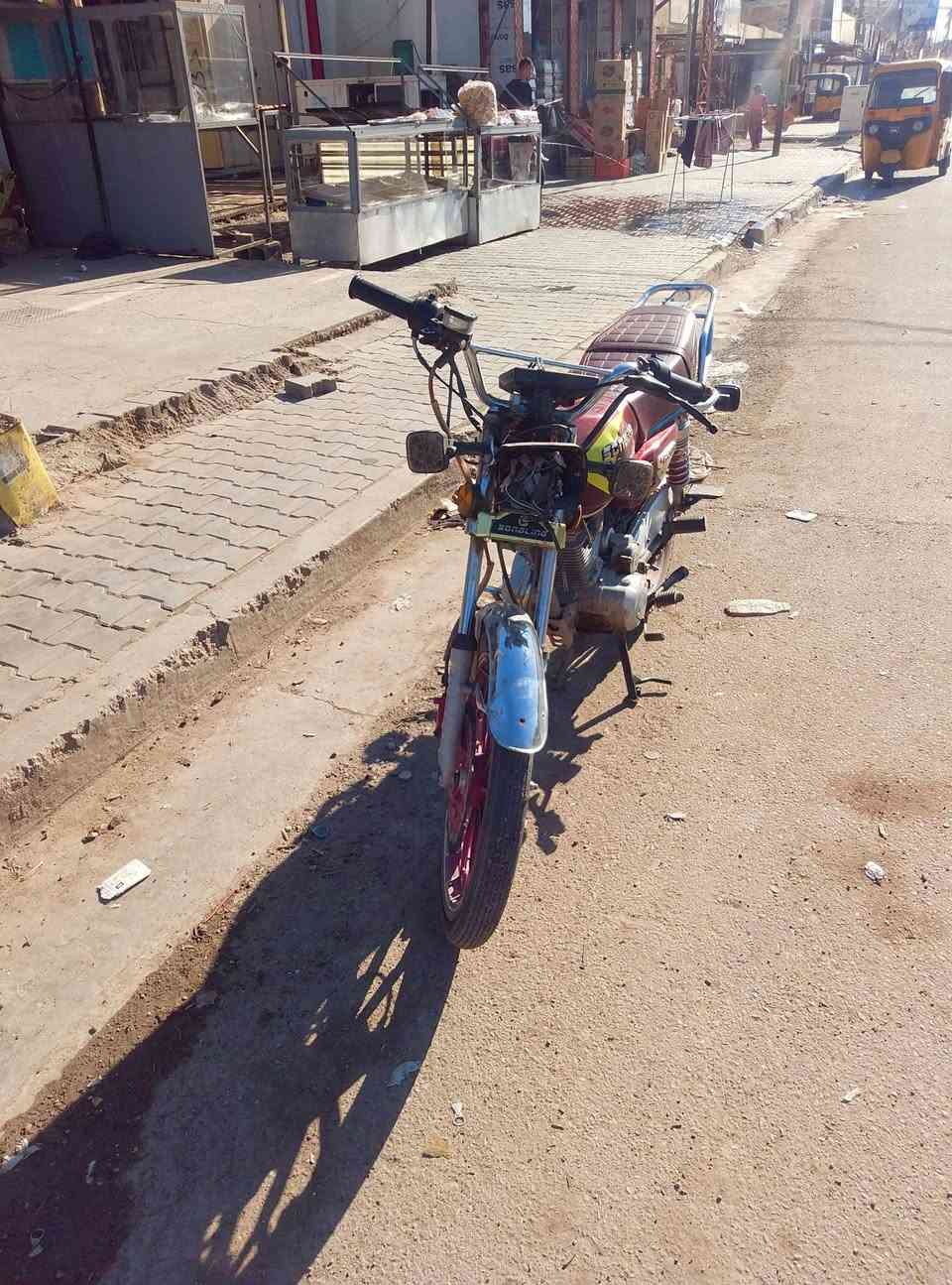 السلام عليكم سيفان خمسه كير الفين وخمسه وعشرين  دراجه يرادله اشويه ترتيب مكينته نضيفه كلشي مابيه رايده ابستميه او بيه مجال قليل مكاني لحسينيه مال راشديه التواصل واتساب ***********
