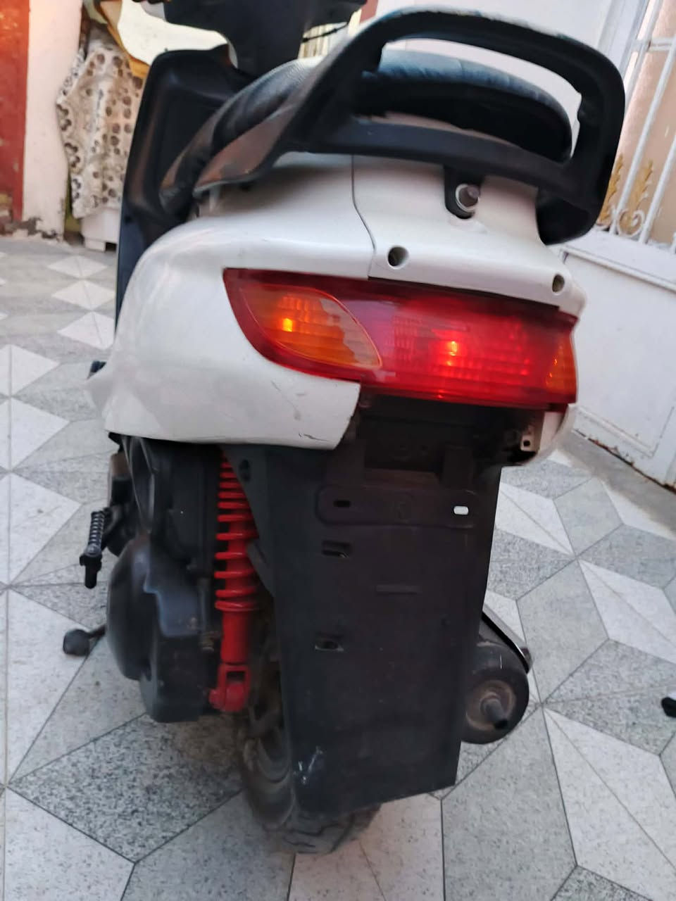 سلام عليكم فراشه للبيع جاهزه مجهز شوفت عينك النضافه مكاني كوفه السعر ٣٥٠
***********
