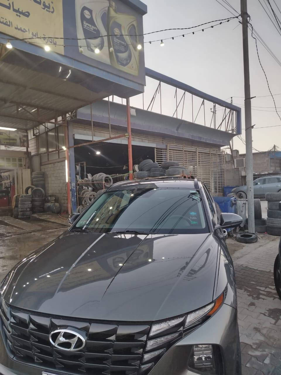 توكسان 22 امريكي كلين فول ماعدا البونراما لون مميز زيتوني رقم اربيل باسم شخص من بغداد سيارة جديده ونضيفه جدا للاتصال *********** اسيا ***********
