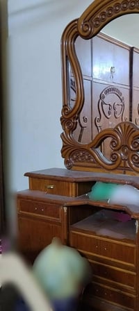 غرفه صاج • نظيفه جدا • ٢ كومديات