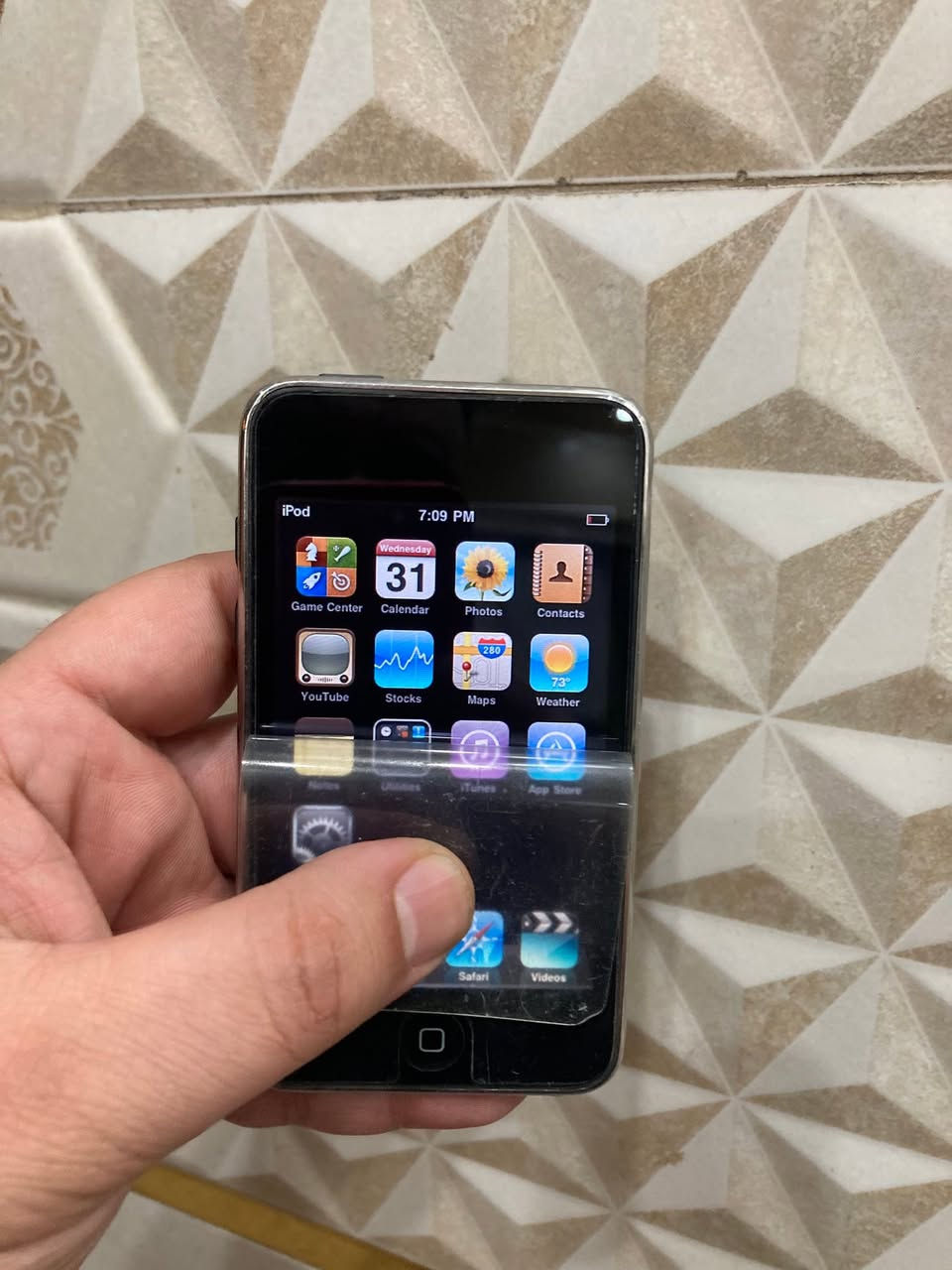 iPod 
8 GB
قطع نظيفه جدا 
السعر 35 الف
للحجز مراسله الصفحه


**إذا كنت صاحب هذا الإعلان وتريد حذفه لأي سبب، رجاءا أرسل رسالة إلى الدعم الفني**