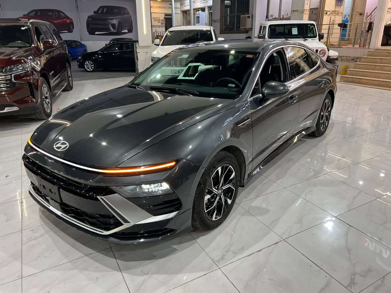 سلام عليكم 
عدنه جميع انواع السيارت. بل قسط 
 اقل مقدمه 80$  والقسط الشهري 400 $ 
العنوان اربيل  لاستفسار ***********
*********** خاص ماجاوب اتصل ودلل
