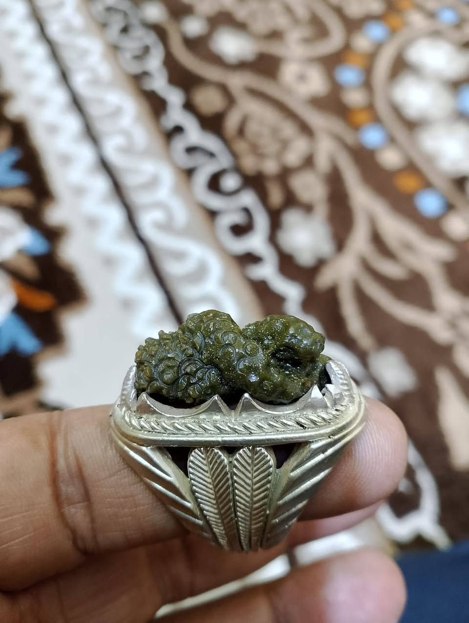 محبس لوي رباني للبيع
ملاحظه الخاتم مو فضه 
غير متواجد فيس واتساب ***********
