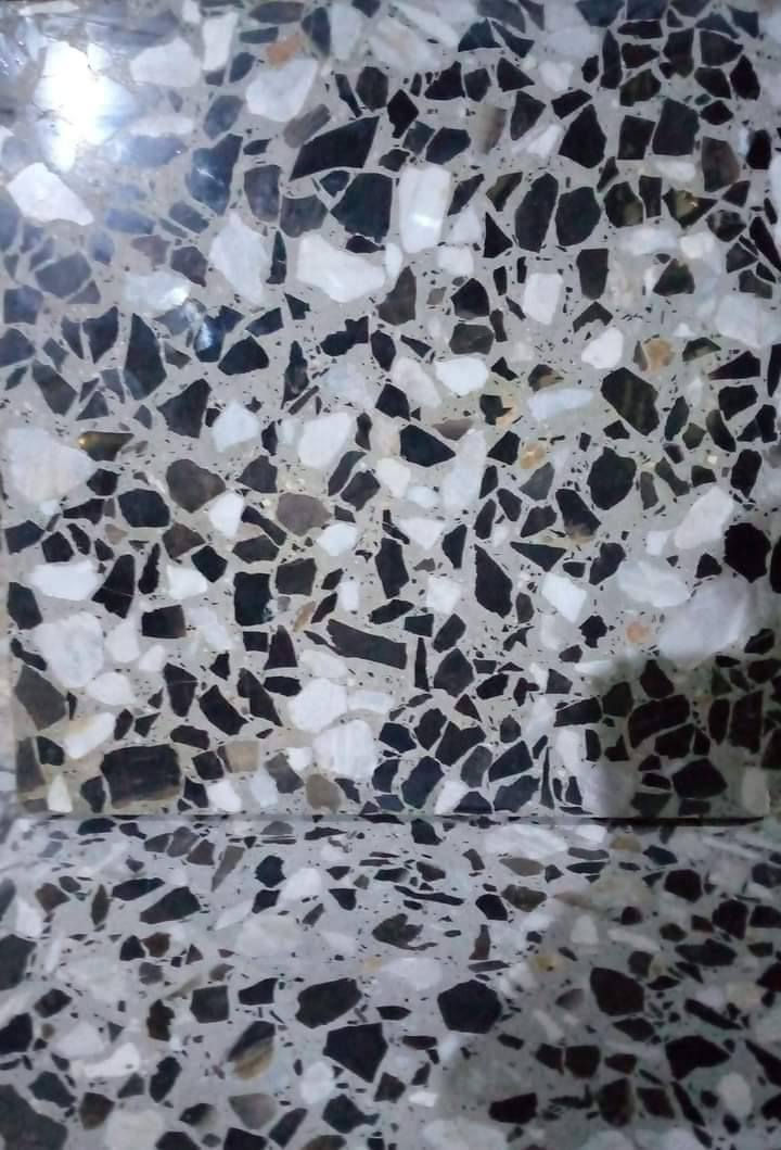 متوفر كاشي ومرمر وبايات امتار للشراء تواصل:  *********** ابو علي
