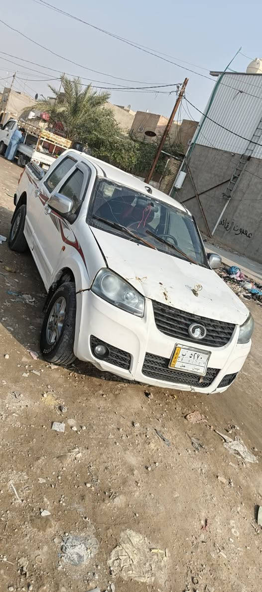 بيكم كريت ويل موديل 2012
لبيع مكينه وكير وشاصي وحداديه وتخم تاير مكفول مكفل كل شرعيات السيارة 
السعر ٥٥ وبيه مجال قليل حك الجيه 
مكان السيارة نجف حي العسكري اتصل ع الرقم***********
***********
