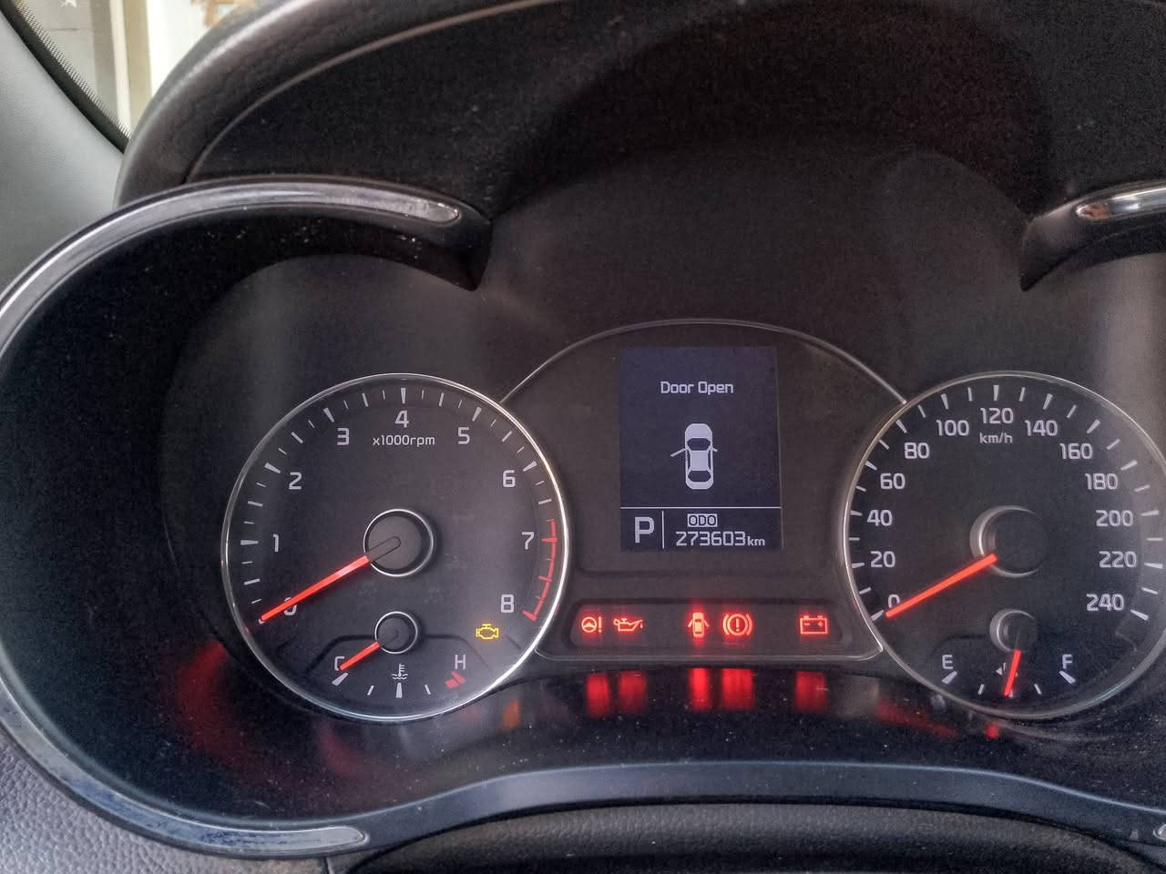 سيراتو موديل 13 شكل 15
محرك 1600دوش 
بيها بعض طخات سونار موجود 
كير محرك مكفول 
رقم سليمانيه انكليزي سنويه ساقطه 3 سنوات 
ماشيه 273
مواصفات تبريد قطعتين 
ويل كب 
شاشه تاب 
اشاير مري 
حساسات خلفي
مكان بغداد حي جامعه 
سعر 110 بي مجال بسيط 
*********** وتساب 
مكلف #طلبه بالتعليق  

#ادارة_الصفحه ⚡
