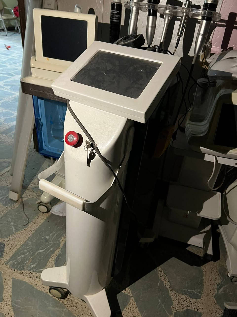 مجموعة اجهزة تجميل للبيع المكان ديوانية ***********
للمعلومة تم اغلاق المركز وعرضتهم للبيع
