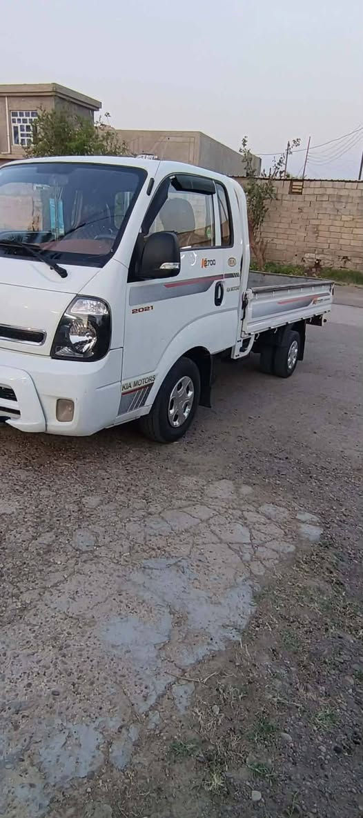 كيه حمل موديل2017 مكفوله كفاله عامه من طخه محرك كير اكسن سياره بسمي تحويل ثاني يوم سعر 120وبيه مجال ***********رقمي
